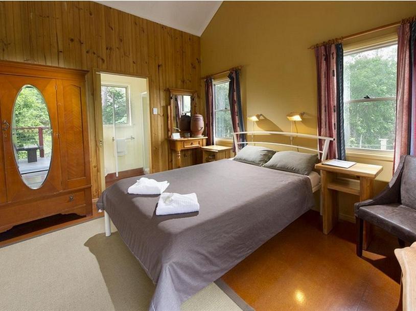 Glass House Mountains Ecolodge Екстер'єр фото