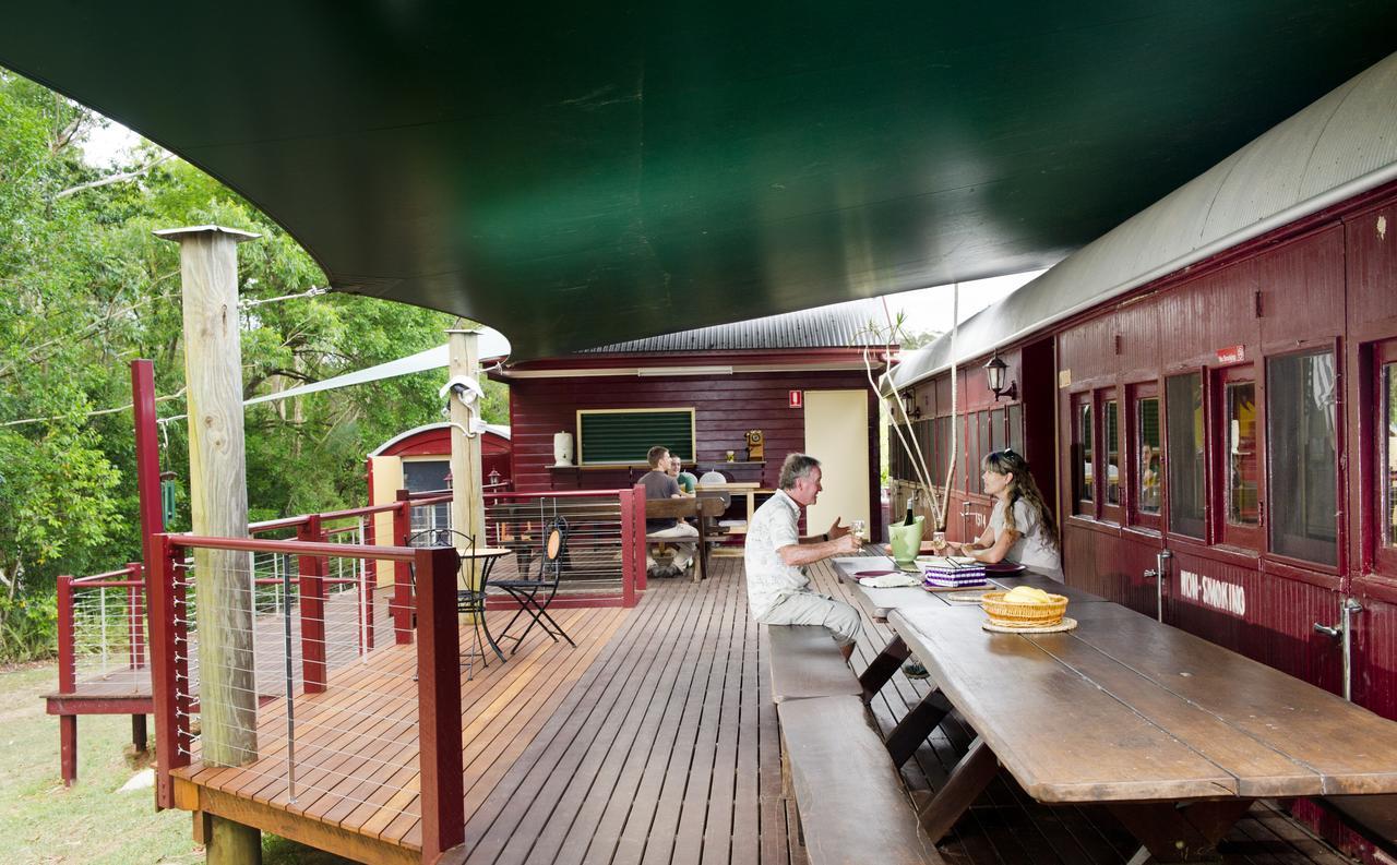 Glass House Mountains Ecolodge Екстер'єр фото